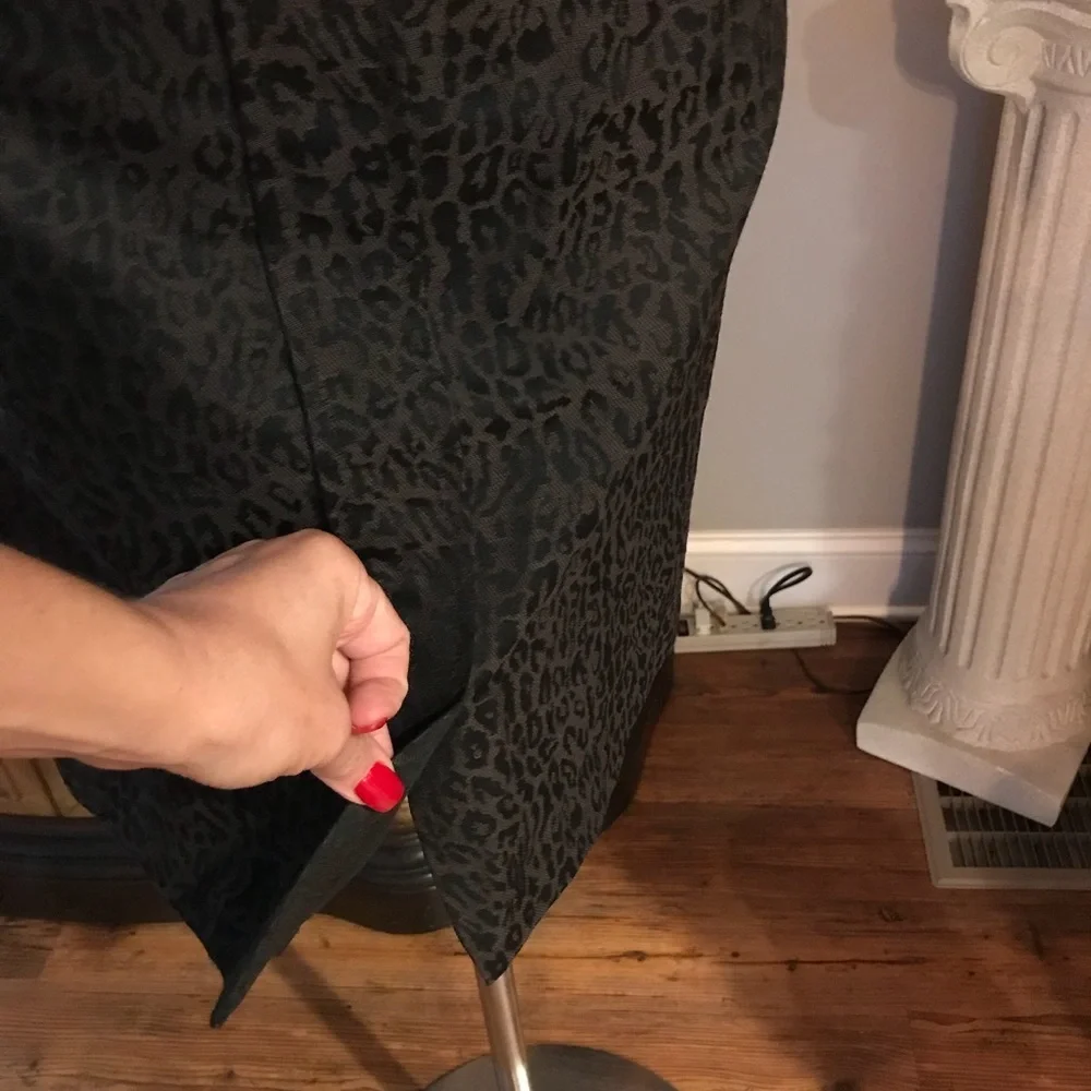 Ann Taylor Leopard Print Skirt A-Line Brown Black Career Workwear Size 4P - Picture 5 of 6